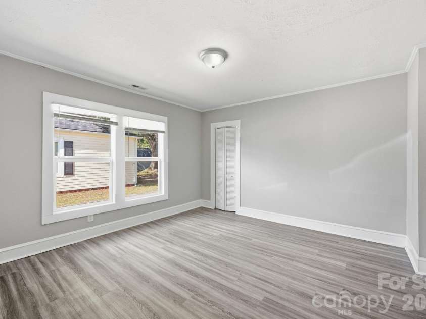 1006 C Street, Kannapolis, NC 28081.  MLS# CAR4430307, YatesRealty ID 54057. 