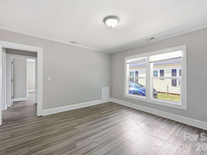 1006 C Street, Kannapolis, NC 28081.  MLS# CAR4430307, YatesRealty ID 54057. 