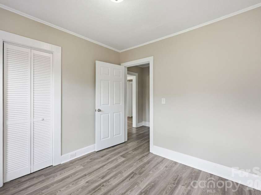 1006 C Street, Kannapolis, NC 28081.  MLS# CAR4430307, YatesRealty ID 54057. 