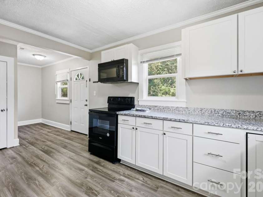 1006 C Street, Kannapolis, NC 28081.  MLS# CAR4430307, YatesRealty ID 54057. 