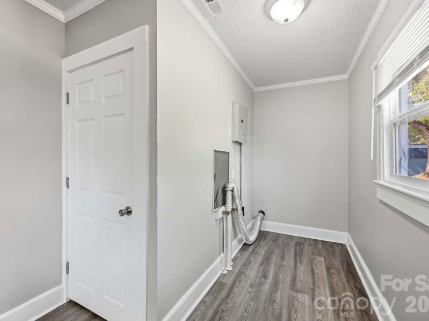 1006 C Street, Kannapolis, NC 28081.  MLS# CAR4430307, YatesRealty ID 54057. 