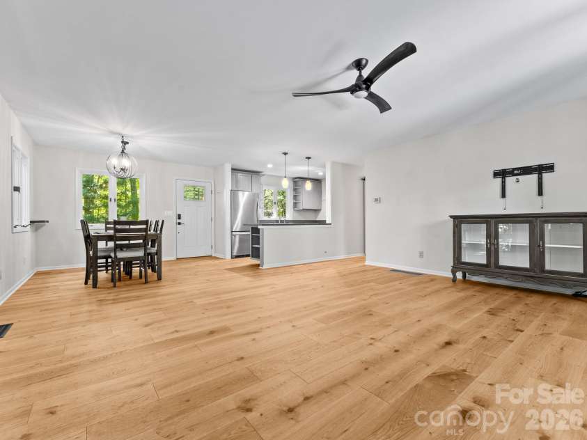 1238 Soquili Drive, Brevard, NC 28712.  MLS# CAR4422481, YatesRealty ID 54058. 