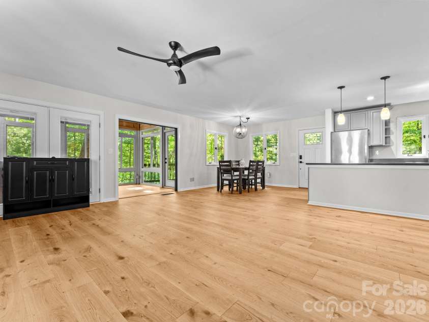 1238 Soquili Drive, Brevard, NC 28712.  MLS# CAR4422481, YatesRealty ID 54058. 