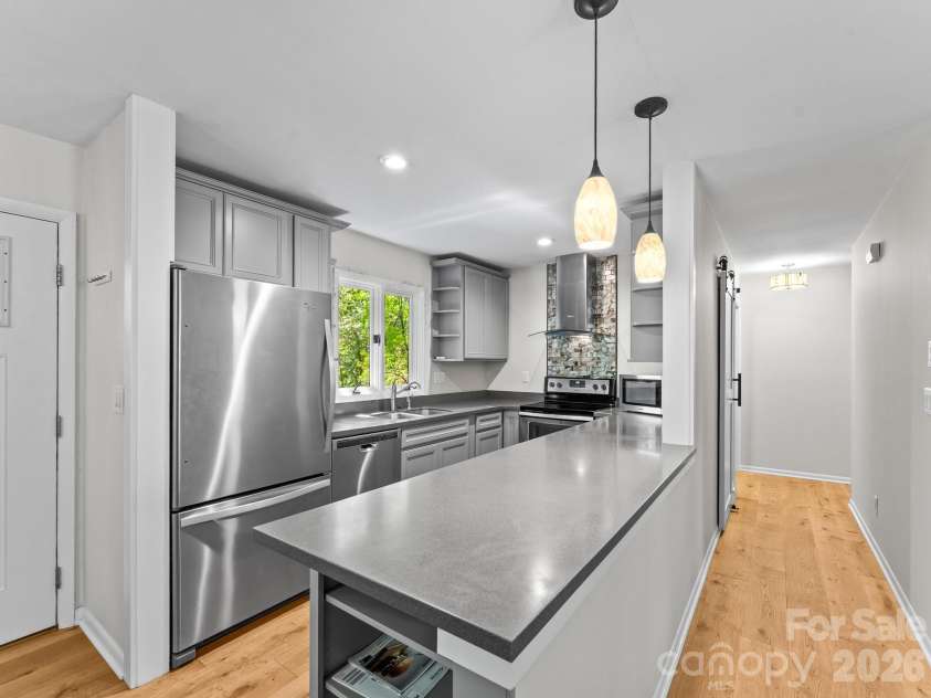 1238 Soquili Drive, Brevard, NC 28712.  MLS# CAR4422481, YatesRealty ID 54058. 