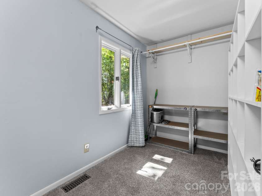 1238 Soquili Drive, Brevard, NC 28712.  MLS# CAR4422481, YatesRealty ID 54058. 