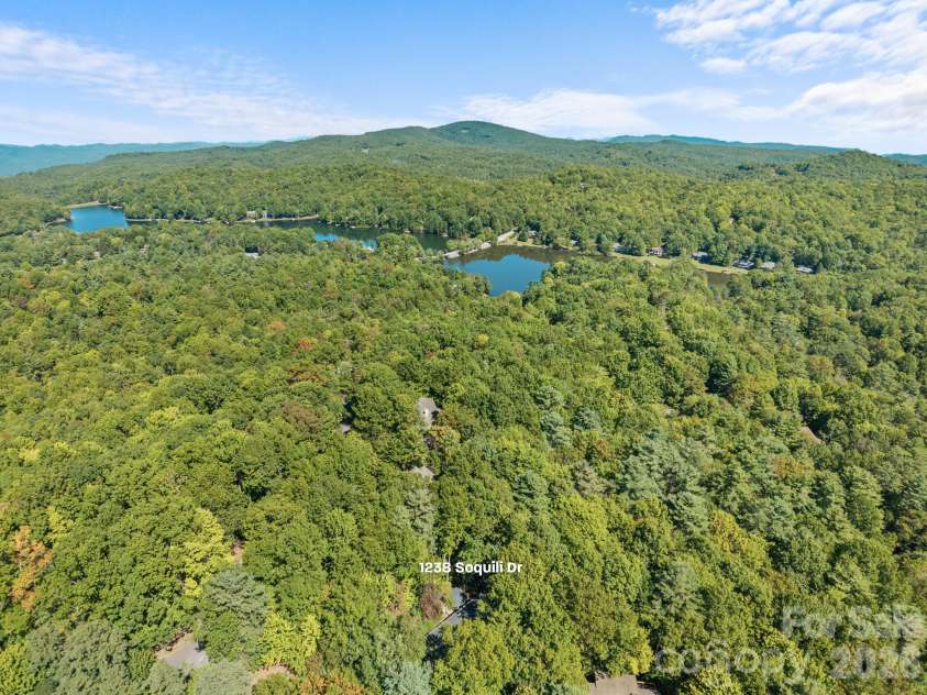 1238 Soquili Drive, Brevard, NC 28712.  MLS# CAR4422481, YatesRealty ID 54058. 