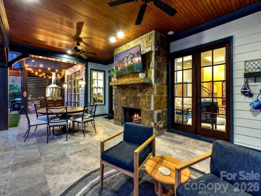 18624 Silent Falls Cove, Davidson, NC 28036.  MLS# CAR4336399, YatesRealty ID 5406. 