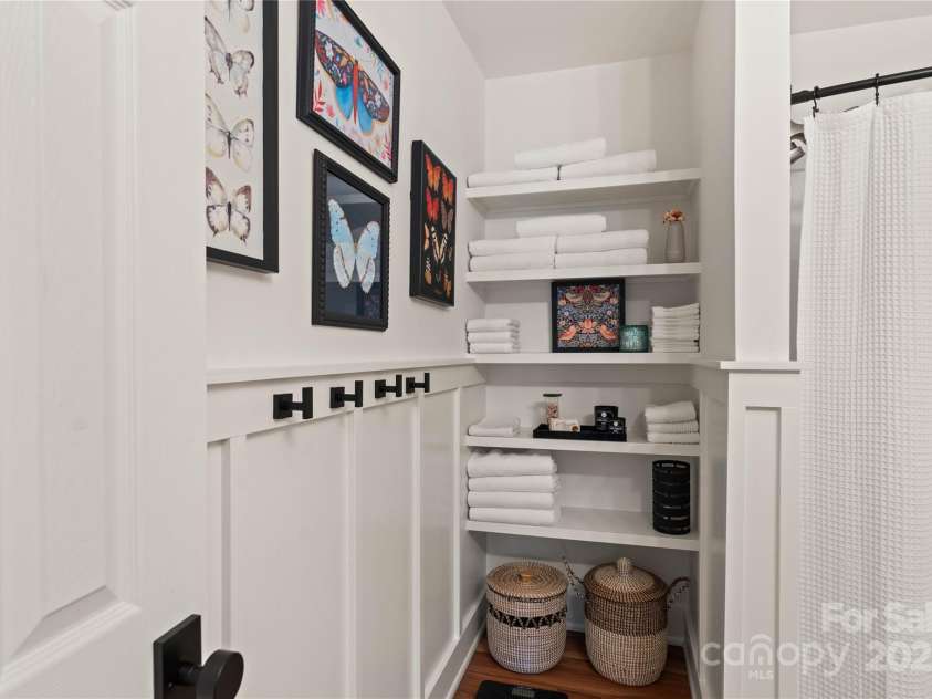 3077 Phoebe Lane, Lenoir, NC 28645.  MLS# CAR4221362, YatesRealty ID 5406. 