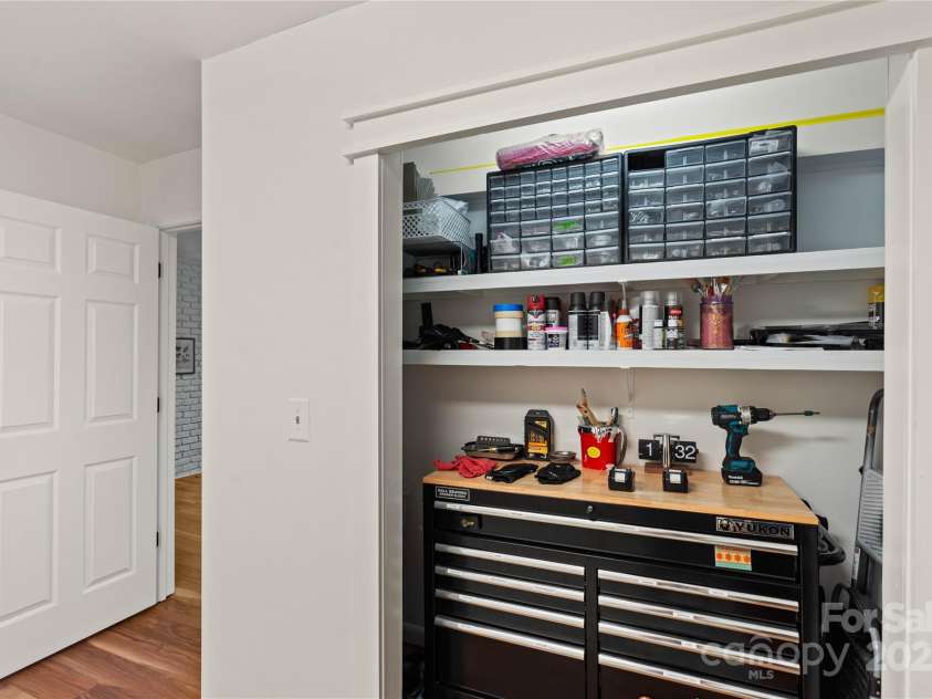 3077 Phoebe Lane, Lenoir, NC 28645.  MLS# CAR4221362, YatesRealty ID 5406. 