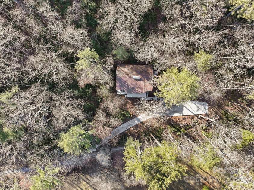 3077 Phoebe Lane, Lenoir, NC 28645.  MLS# CAR4221362, YatesRealty ID 5406. 