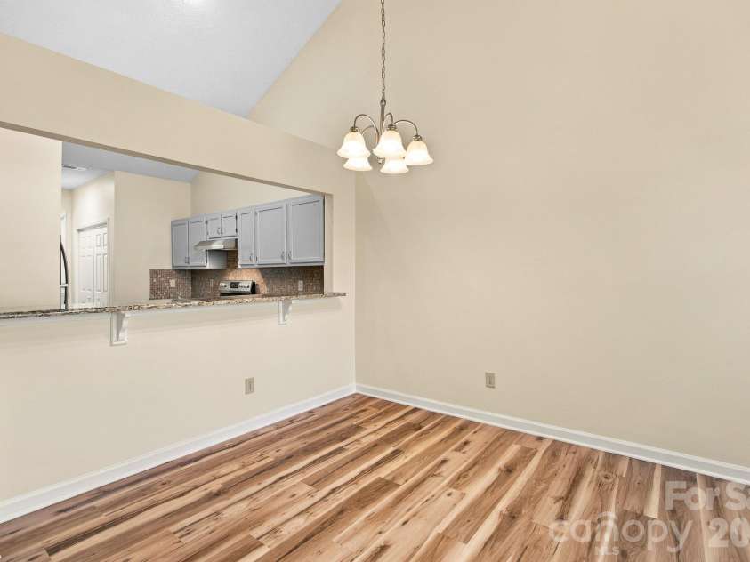 19838 Oak Leaf Circle, Cornelius, NC 28031.  MLS# CAR4429778, YatesRealty ID 54063. Dining area