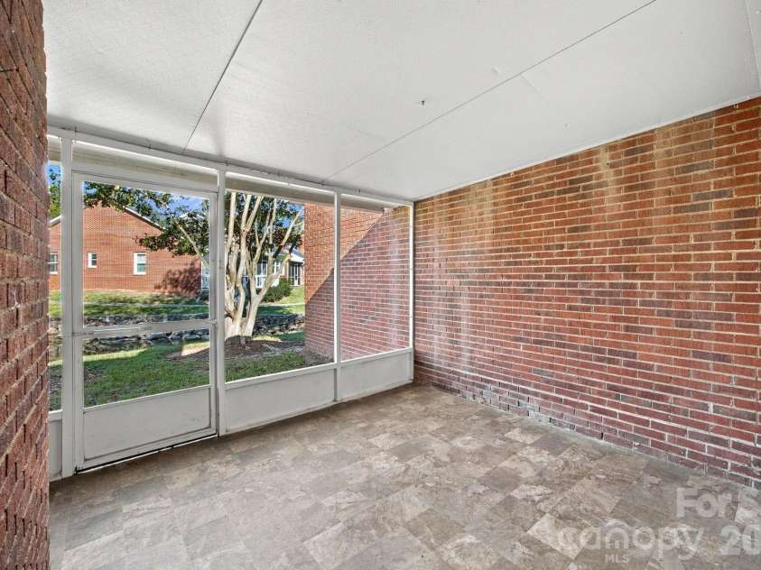19838 Oak Leaf Circle, Cornelius, NC 28031.  MLS# CAR4429778, YatesRealty ID 54063. Screen porch area