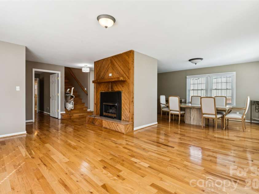 7 Indian Trail Road, Candler, NC 28715.  MLS# CAR4428696, YatesRealty ID 54064. 