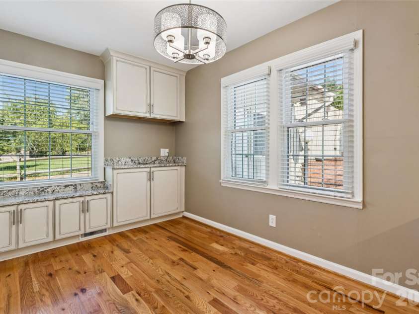 7 Indian Trail Road, Candler, NC 28715.  MLS# CAR4428696, YatesRealty ID 54064. 