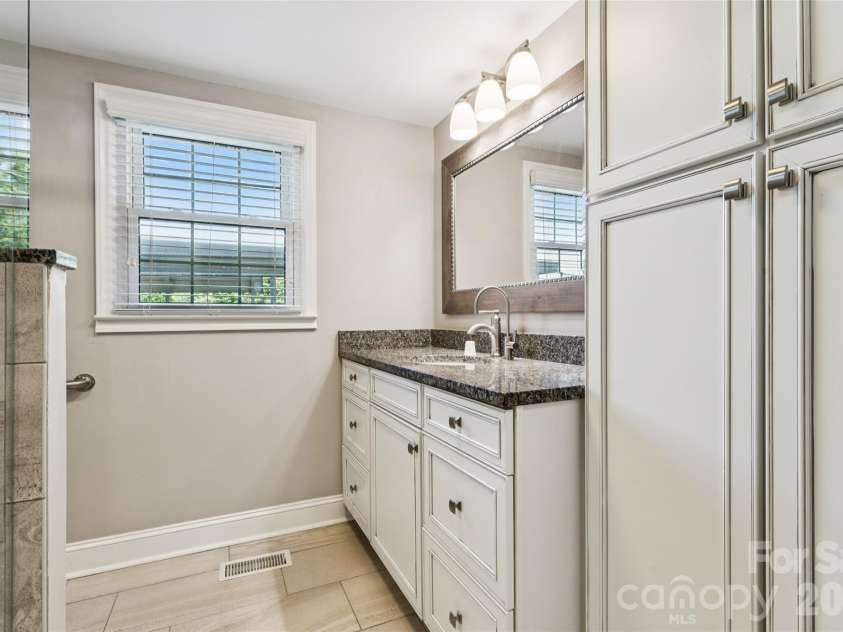 7 Indian Trail Road, Candler, NC 28715.  MLS# CAR4428696, YatesRealty ID 54064. 