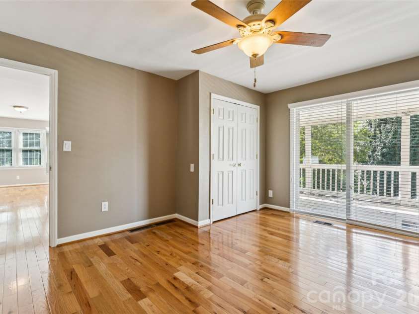 7 Indian Trail Road, Candler, NC 28715.  MLS# CAR4428696, YatesRealty ID 54064. 