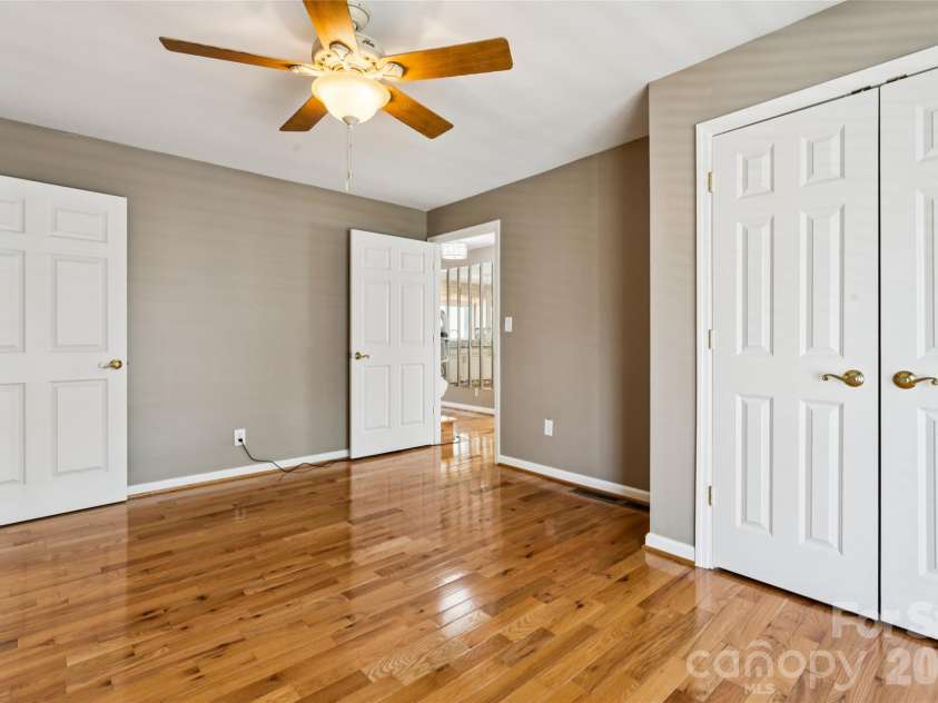 7 Indian Trail Road, Candler, NC 28715.  MLS# CAR4428696, YatesRealty ID 54064. 