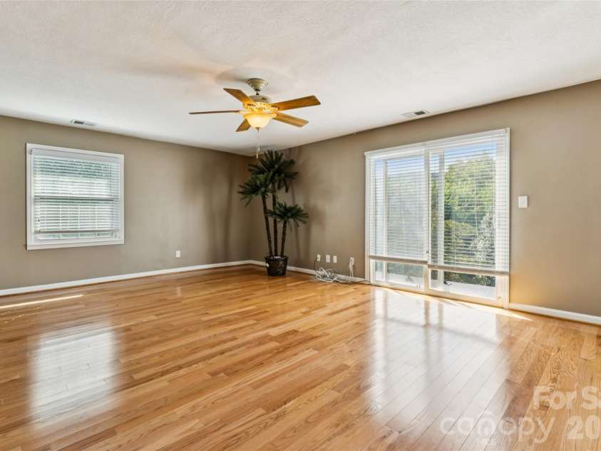 7 Indian Trail Road, Candler, NC 28715.  MLS# CAR4428696, YatesRealty ID 54064. 