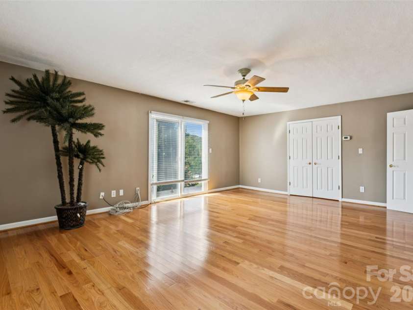 7 Indian Trail Road, Candler, NC 28715.  MLS# CAR4428696, YatesRealty ID 54064. 