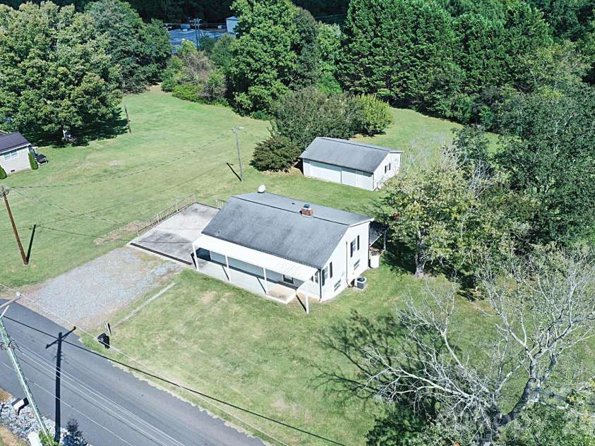 3383 Evans Drive, Connelly Springs, NC 28612.  MLS# CAR4430182, YatesRealty ID 54067. 