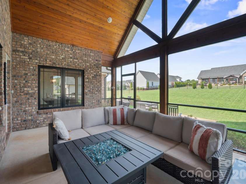 2959 Tavistock Lane, Lincolnton, NC 28092.  MLS# CAR4427748, YatesRealty ID 54068. 