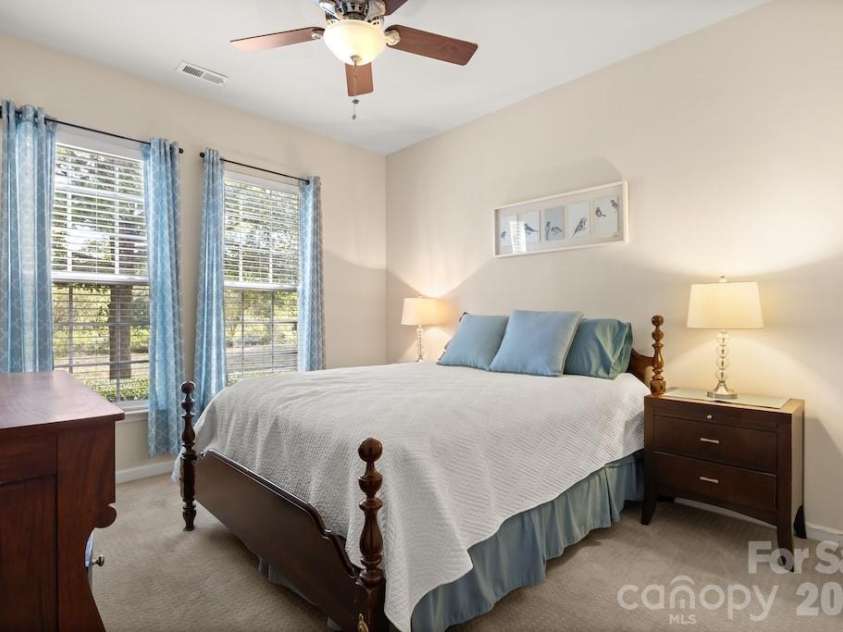 6723 Carrington Pointe Drive, Huntersville, NC 28078.  MLS# CAR4427331, YatesRealty ID 54069. 