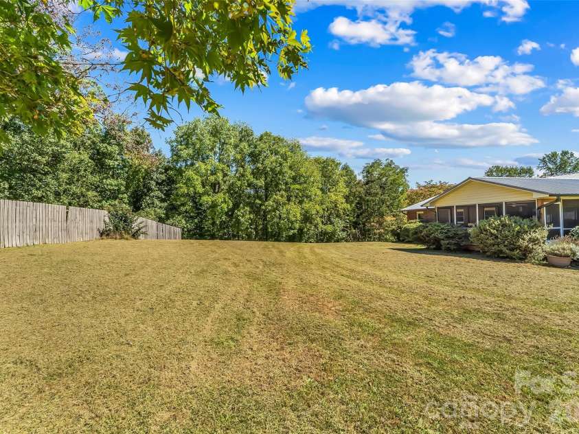 14 Three J Lane, Swannanoa, NC 28778.  MLS# CAR4429550, YatesRealty ID 54070. 
