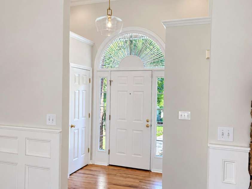 1615 Terra Cotta Drive, Hickory, NC 28602.  MLS# CAR4430081, YatesRealty ID 54072. 