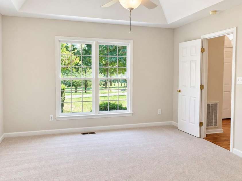 1615 Terra Cotta Drive, Hickory, NC 28602.  MLS# CAR4430081, YatesRealty ID 54072. 