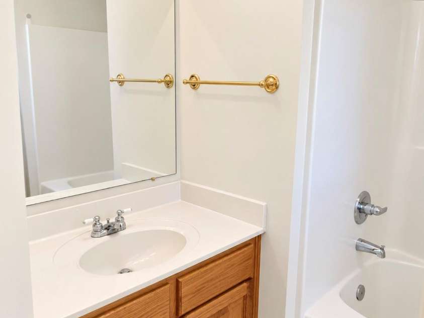 1615 Terra Cotta Drive, Hickory, NC 28602.  MLS# CAR4430081, YatesRealty ID 54072. 