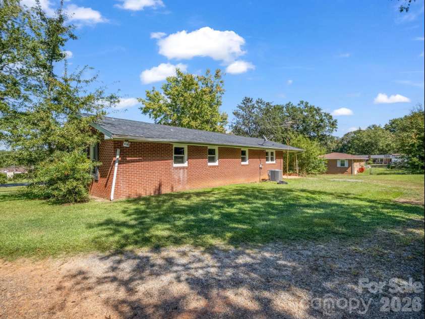 182 Longview Drive, Forest City, NC 28043.  MLS# CAR4427043, YatesRealty ID 54073. 