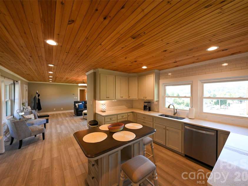 390 Sokassa Road, Newland, NC 28657.  MLS# CAR4430076, YatesRealty ID 54076. 