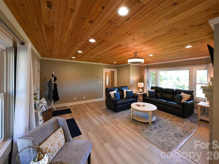 390 Sokassa Road, Newland, NC 28657.  MLS# CAR4430076, YatesRealty ID 54076. 