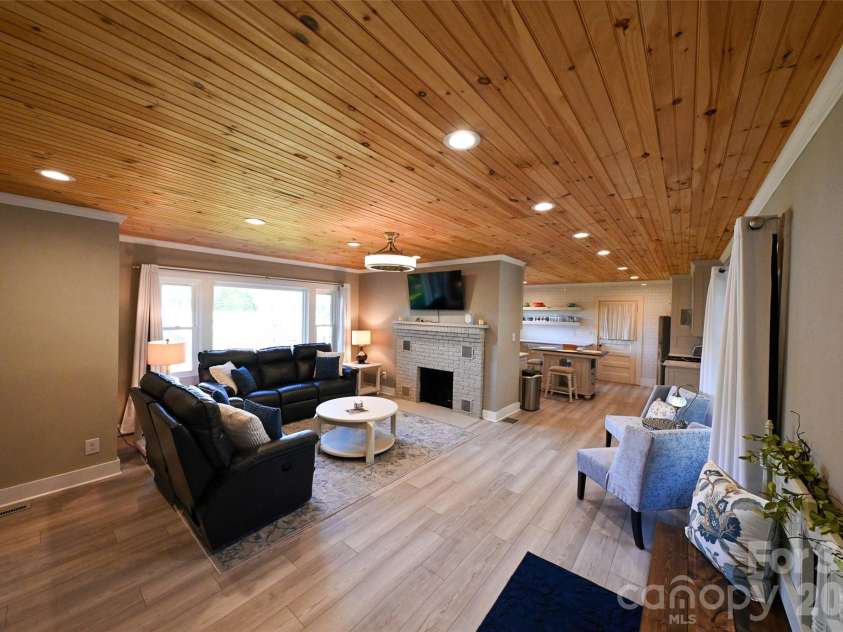 390 Sokassa Road, Newland, NC 28657.  MLS# CAR4430076, YatesRealty ID 54076. 