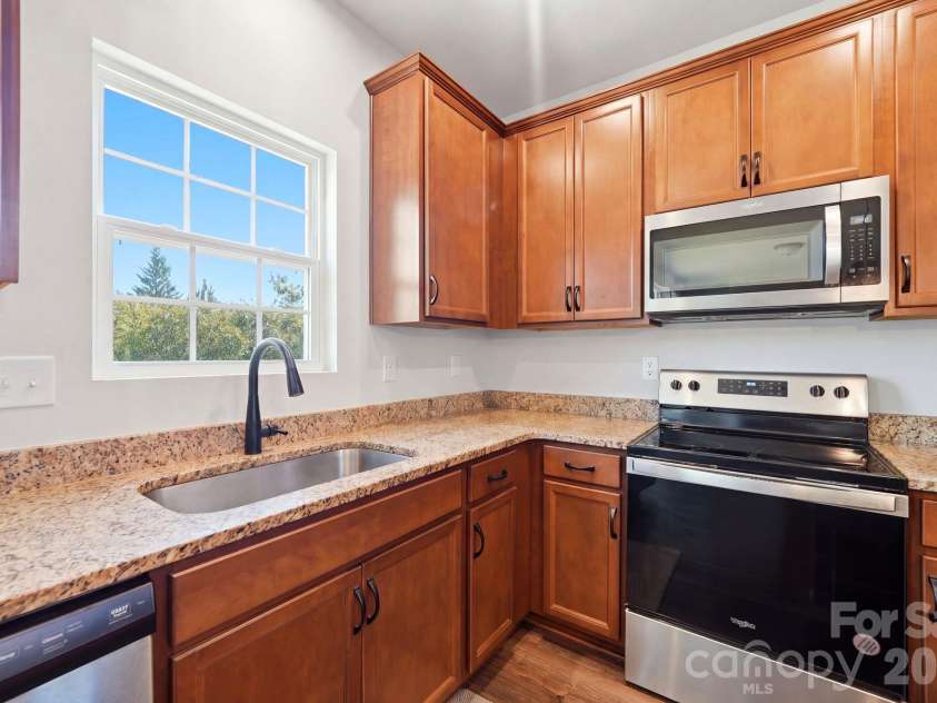 6100 White Store Pageland Road, Marshville, NC 28103.  MLS# CAR4429595, YatesRealty ID 54077. 
