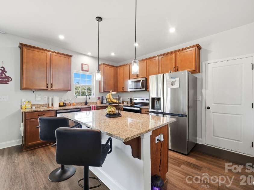6100 White Store Pageland Road, Marshville, NC 28103.  MLS# CAR4429595, YatesRealty ID 54077. 