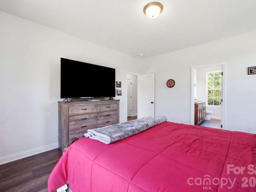 6100 White Store Pageland Road, Marshville, NC 28103.  MLS# CAR4429595, YatesRealty ID 54077. Primary Bedroom on Main Level