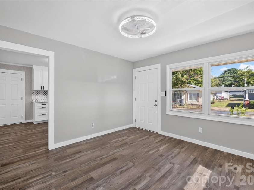 427 Clinton Avenue, Lancaster, SC 29720.  MLS# CAR4428576, YatesRealty ID 54079. 