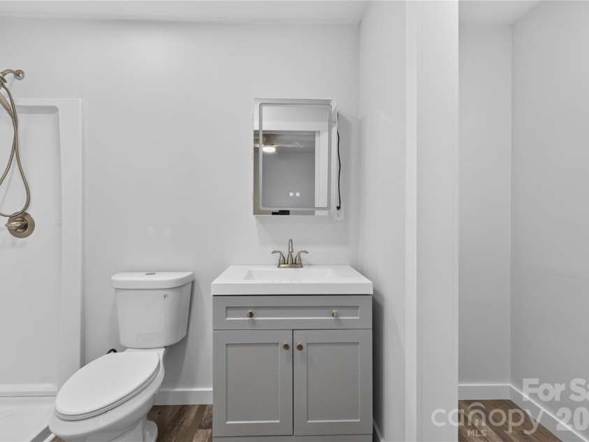 427 Clinton Avenue, Lancaster, SC 29720.  MLS# CAR4428576, YatesRealty ID 54079. 