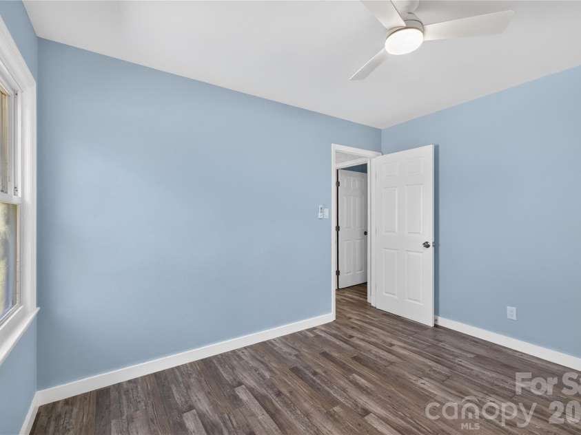 427 Clinton Avenue, Lancaster, SC 29720.  MLS# CAR4428576, YatesRealty ID 54079. 