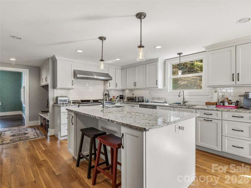 3 Perrion Avenue, Weaverville, NC 28787.  MLS# CAR4354323, YatesRealty ID 5408. 