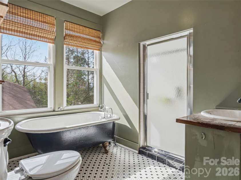 3 Perrion Avenue, Weaverville, NC 28787.  MLS# CAR4354323, YatesRealty ID 5408. 