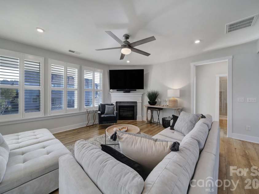 659 Crawfish Drive, Fort Mill, SC 29708.  MLS# CAR4429265, YatesRealty ID 54081. 