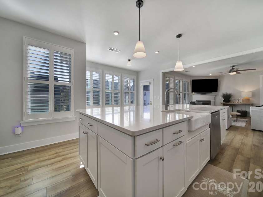 659 Crawfish Drive, Fort Mill, SC 29708.  MLS# CAR4429265, YatesRealty ID 54081. 