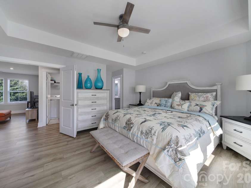 659 Crawfish Drive, Fort Mill, SC 29708.  MLS# CAR4429265, YatesRealty ID 54081. 