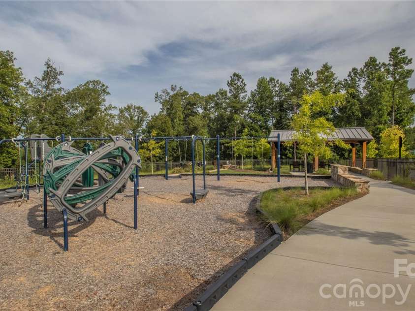 659 Crawfish Drive, Fort Mill, SC 29708.  MLS# CAR4429265, YatesRealty ID 54081. 