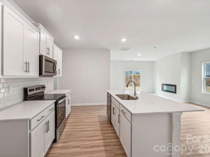 68 Laurel Pointe Drive, Waynesville, NC 28785.  MLS# CAR4430369, YatesRealty ID 54084. Photos are representative