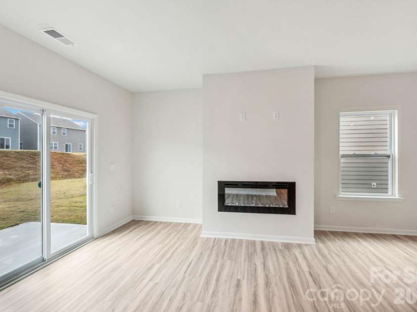 68 Laurel Pointe Drive, Waynesville, NC 28785.  MLS# CAR4430369, YatesRealty ID 54084. Photos are representative
