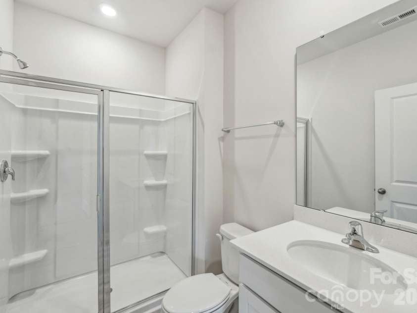 68 Laurel Pointe Drive, Waynesville, NC 28785.  MLS# CAR4430369, YatesRealty ID 54084. Photos are representative