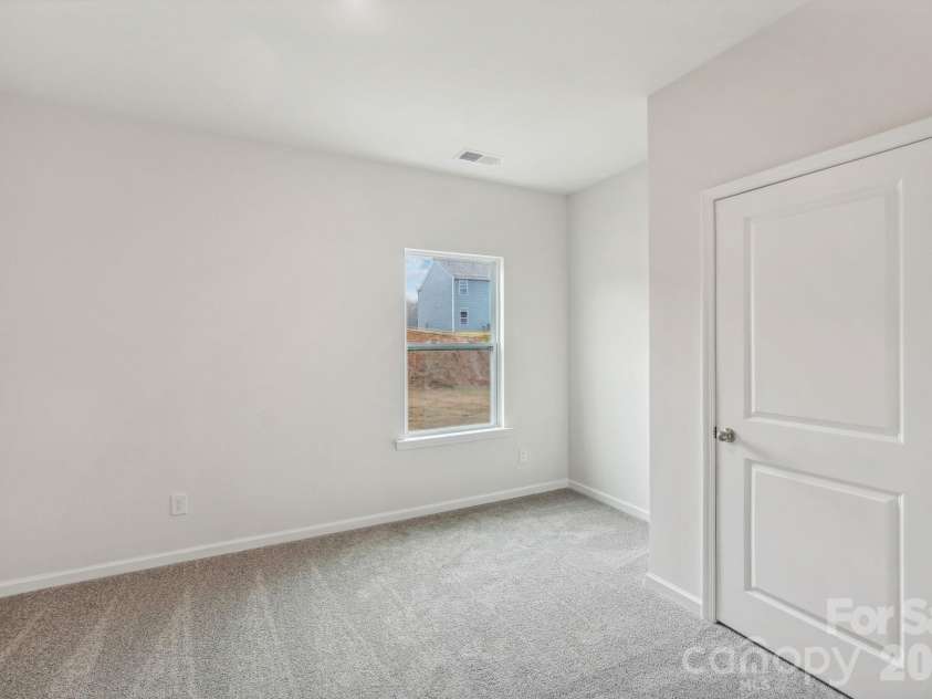 68 Laurel Pointe Drive, Waynesville, NC 28785.  MLS# CAR4430369, YatesRealty ID 54084. Photos are representative